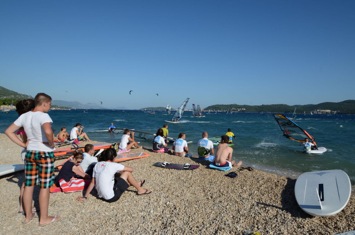 stefan orebic surroundings viganj 03 1200x795